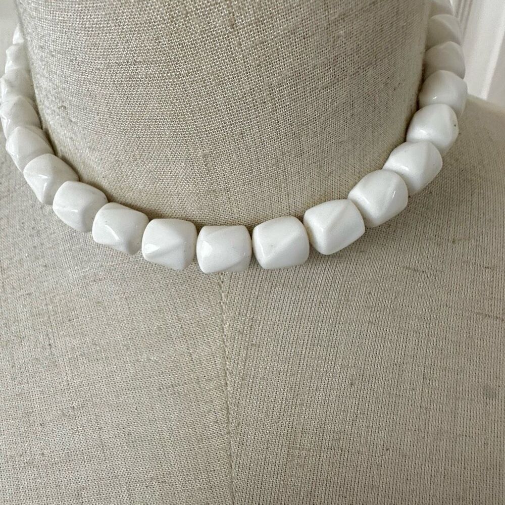 Crown Trifari white square beaded choker necklace